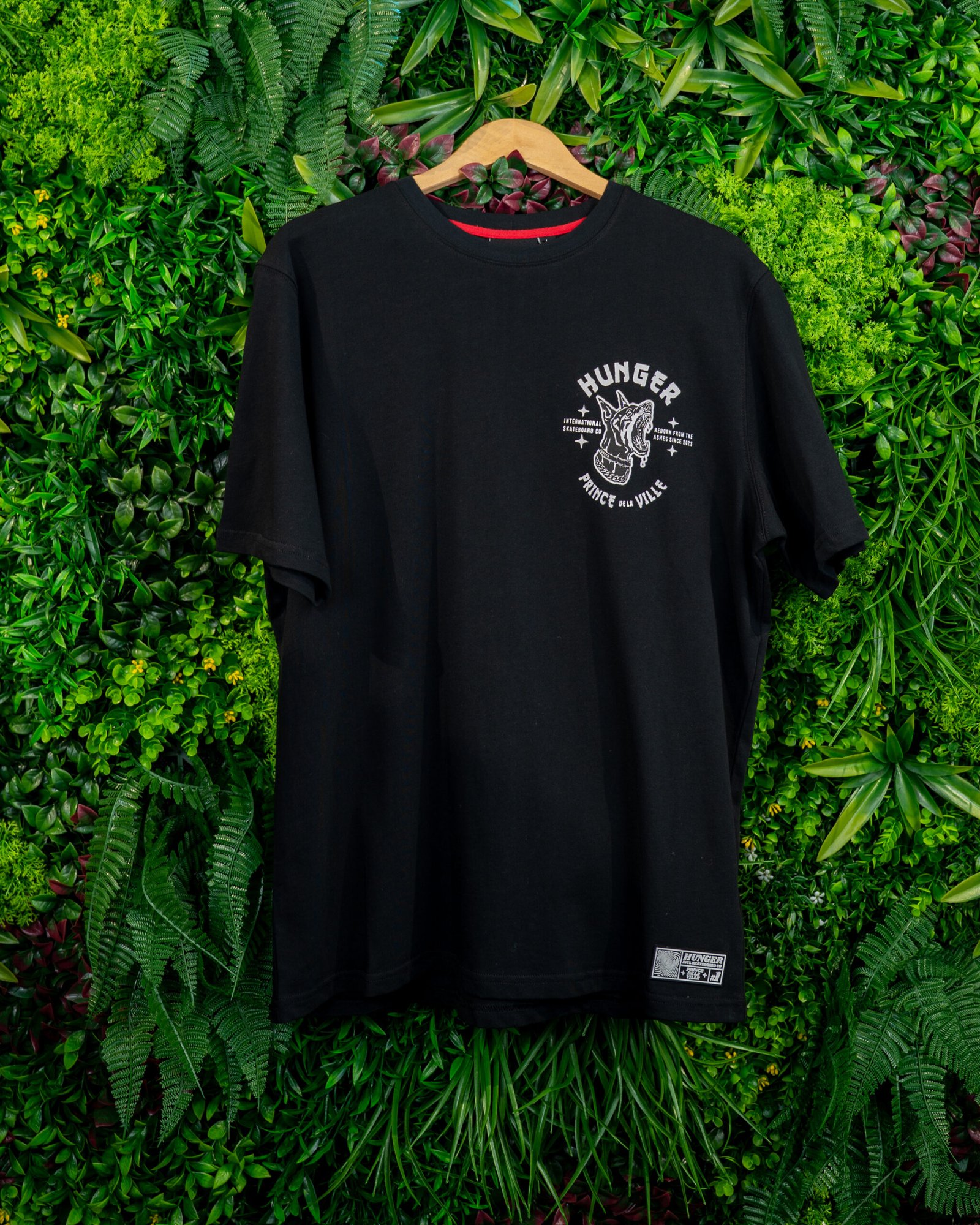 Hunger Tee Sasha Black