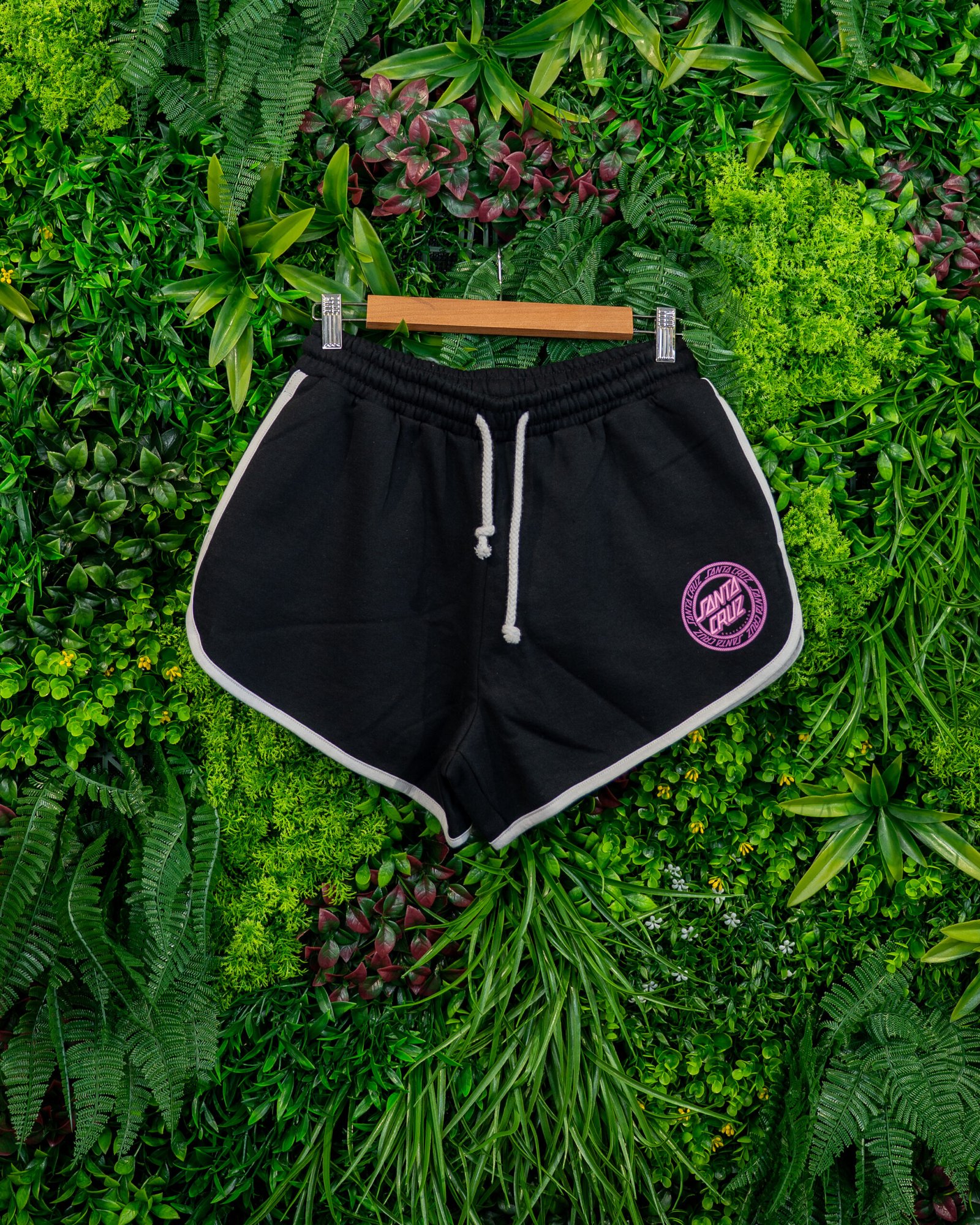 CHECK OUTLINE RINGED DOT SHORT