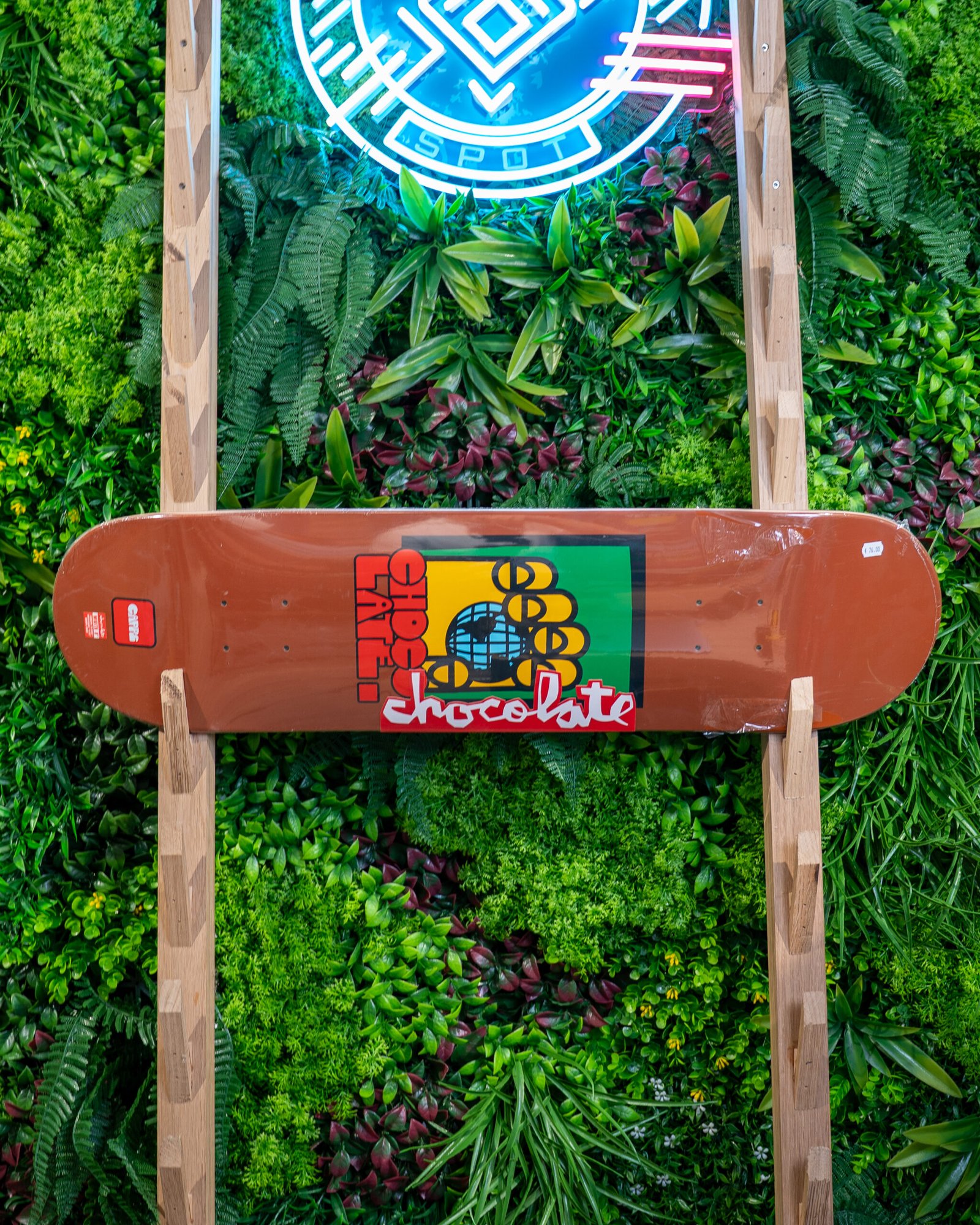 CHOCOLATE DECK CAPPS WORLDWIDE 8.0 X 31.875