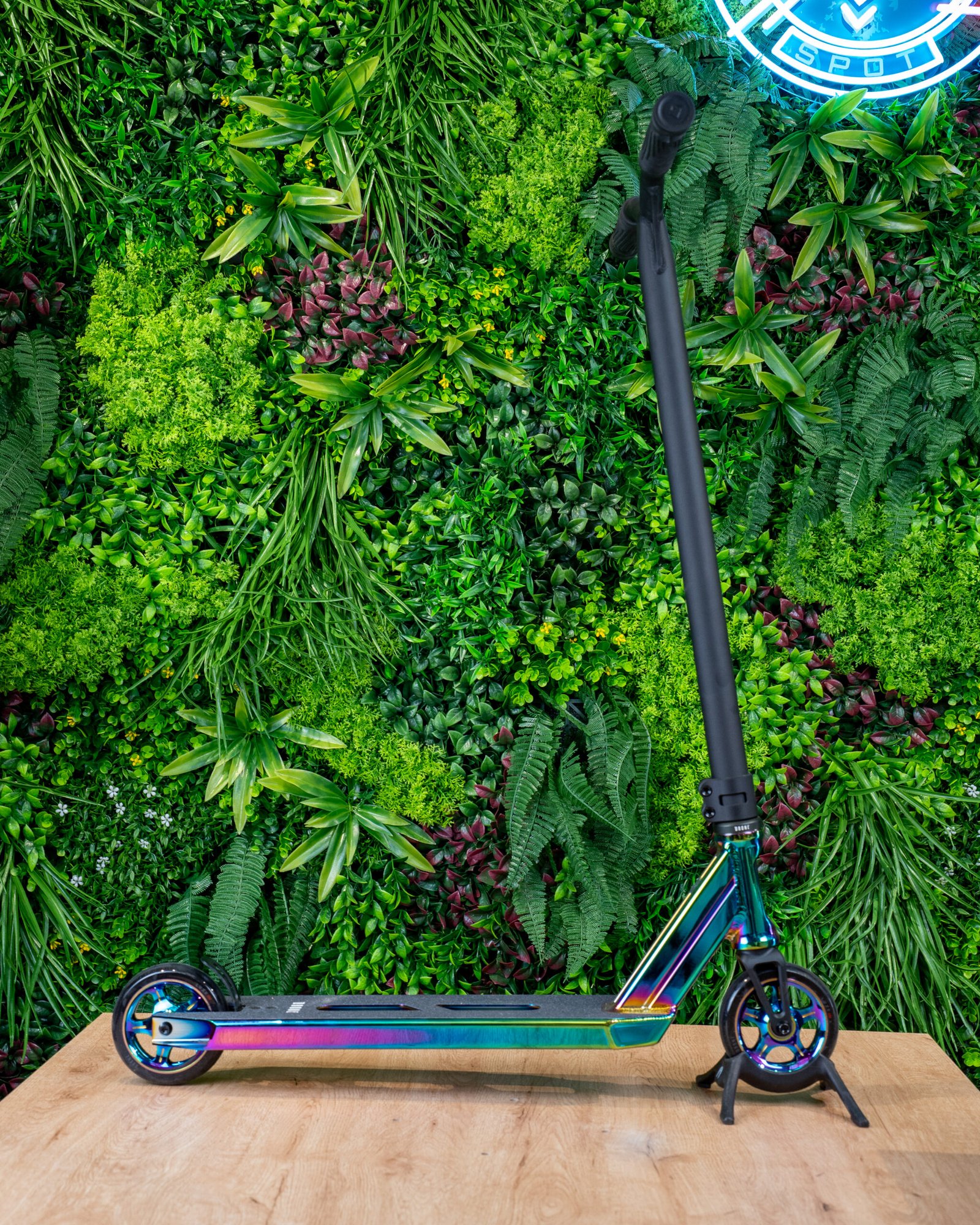 Trottinette Freestyle drône element v2 Neochrome – Image 2