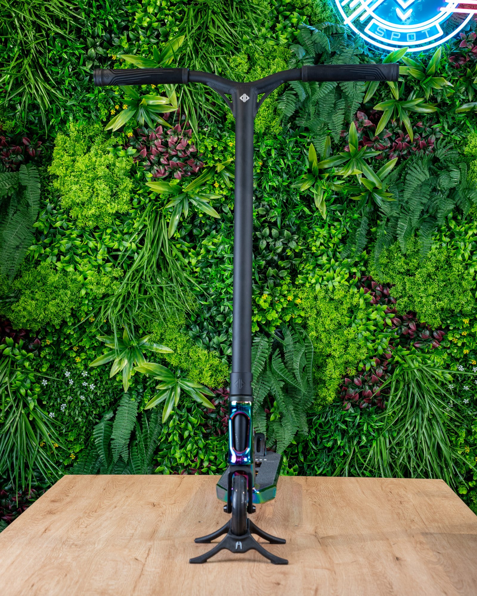 Trottinette Freestyle drône element v2 Neochrome – Image 3